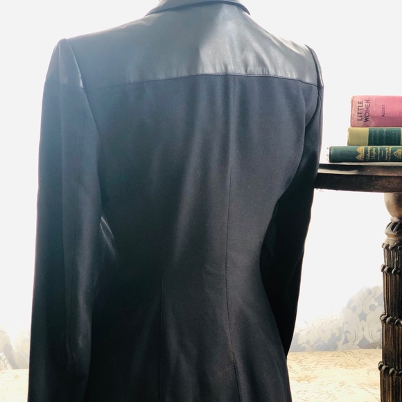 Authentic Burberry Suit Jacket - Picture 4 of 8